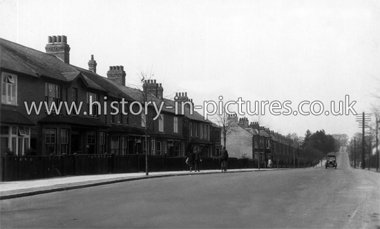 Harborough Road, Kingsthorpe, Northampton. c.1930's.